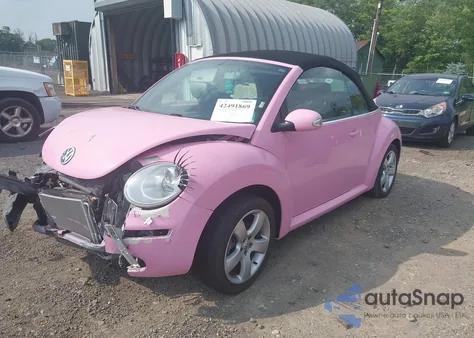 2006 Volkswagen New Beetle 2.5 из США, поврежденный, VIN 3VWSF31Y16M300470